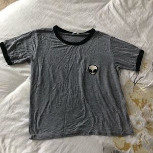 Brandy Melville alien patch shirt 💫⚡️